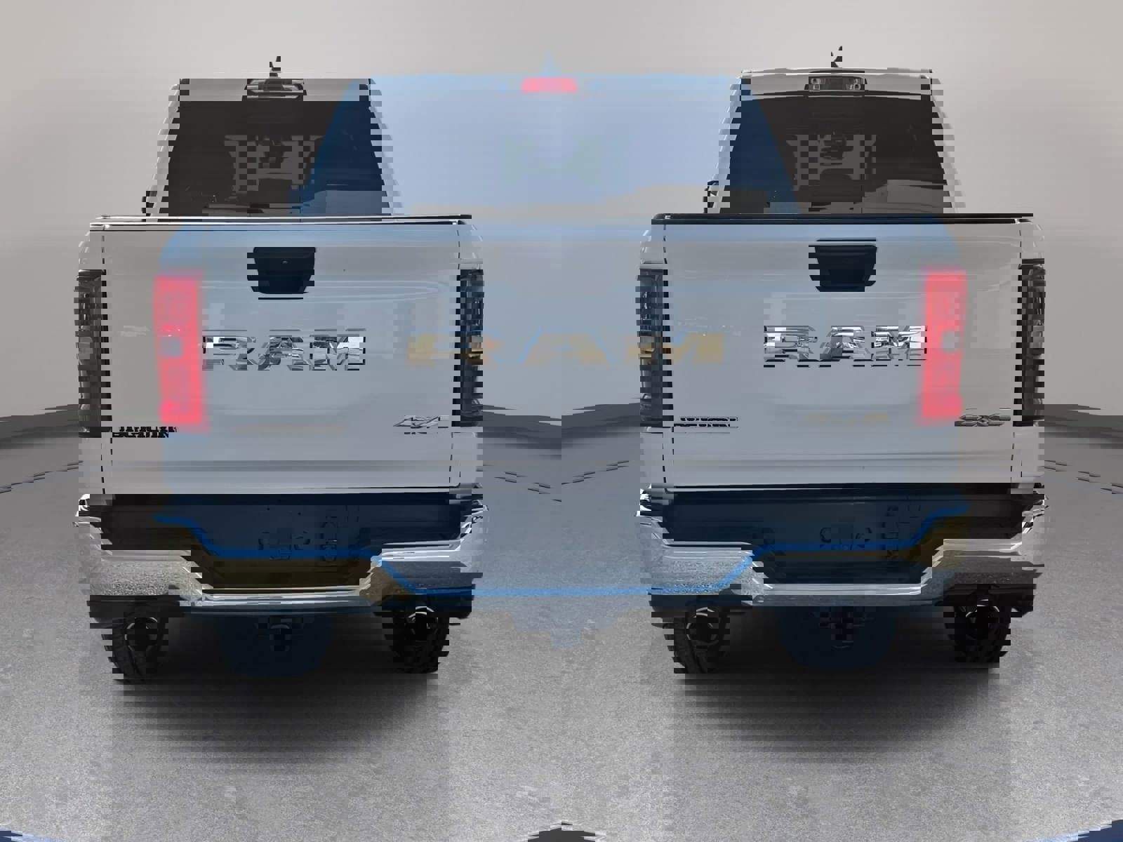 Used 2025 RAM 1500 Big Horn AWD/4WD image 6