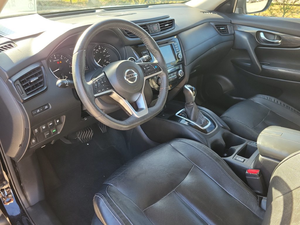 Used 2020 Nissan Rogue SL FWD image 16
