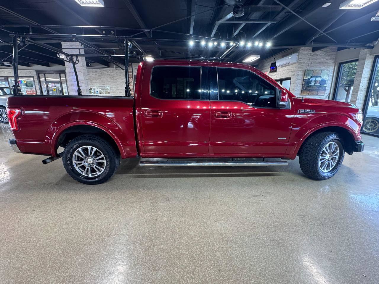 Used 2015 Ford F150 Lariat w/ Trailer Tow Package RWD image 8