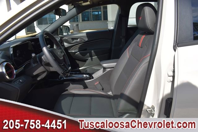 Used 2026 Chevrolet Trax RS w/ Sunroof Package image 18