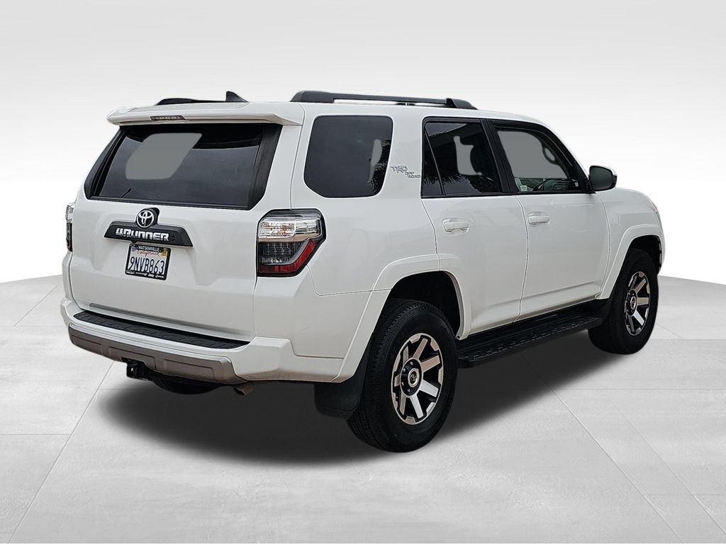 Used 2023 Toyota 4Runner TRD Off-Road AWD/4WD image 3
