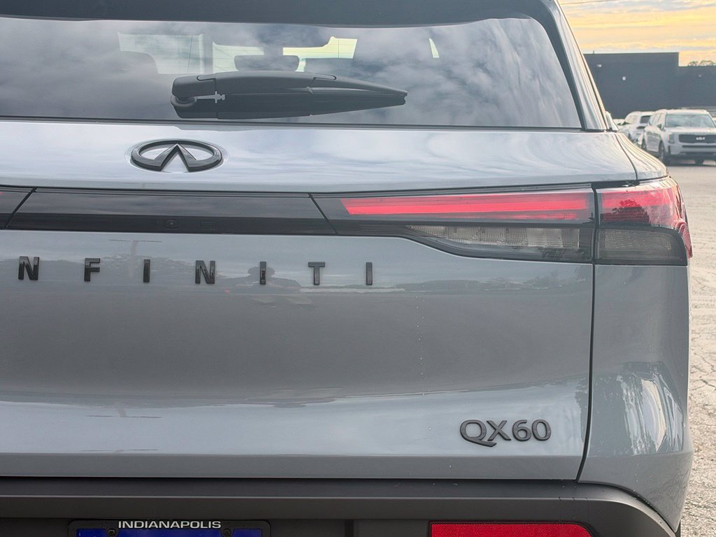 Used 2025 INFINITI QX60 Luxe w/ Black Edition AWD/4WD image 5