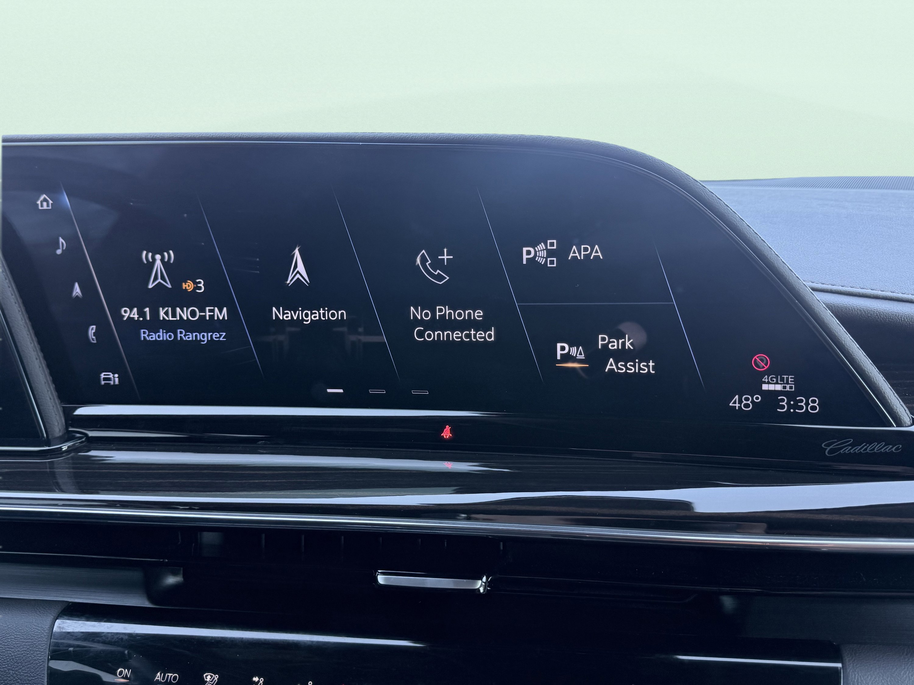 Used 2023 Cadillac Escalade Sport w/ Touring Package image 81