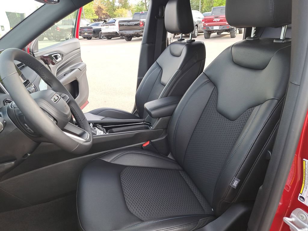 New 2026 Jeep Compass Latitude w/ Quick Order Package 29K image 15