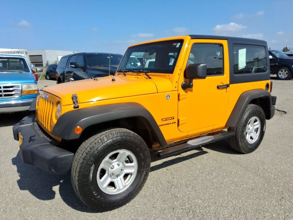 Used 2012 Jeep Wrangler Sport AWD/4WD image 4