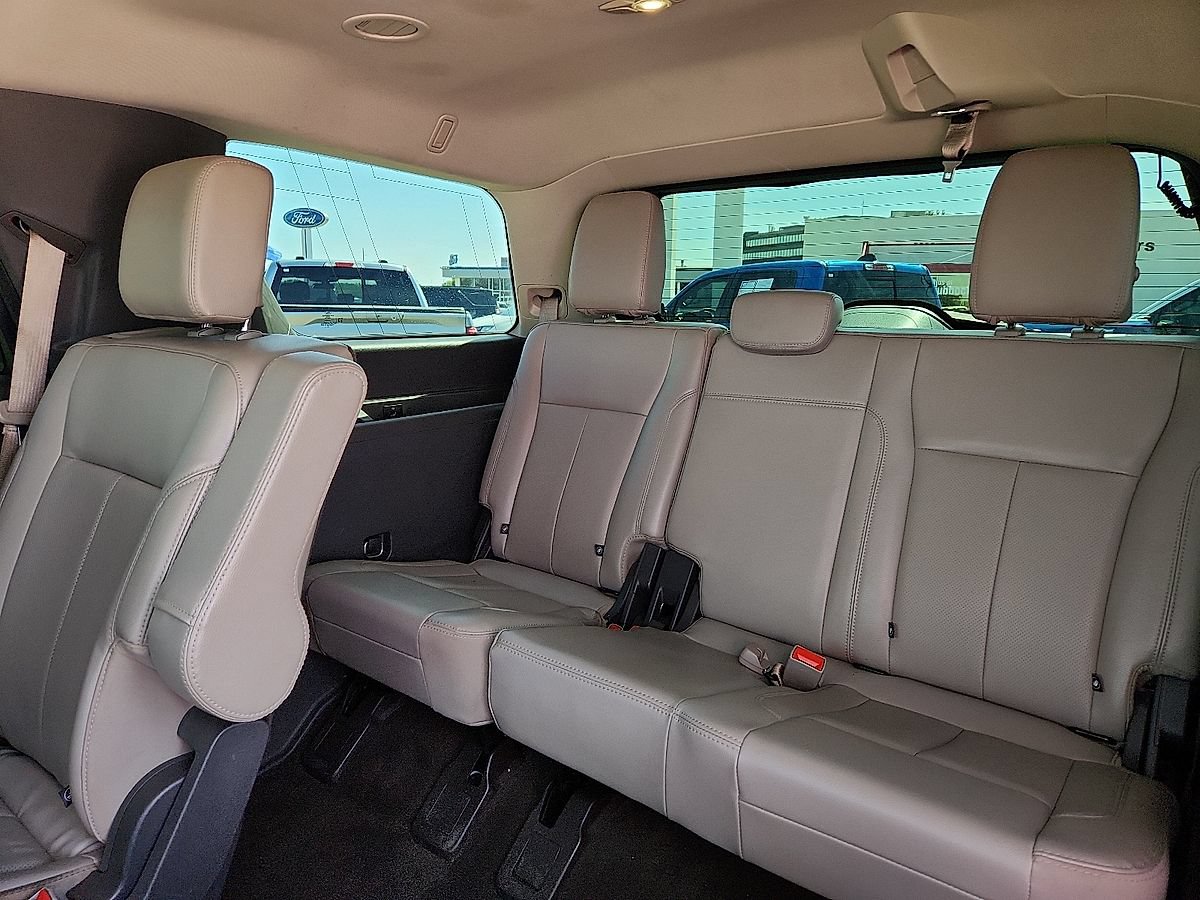 Used 2021 Ford Expedition XLT AWD/4WD image 5