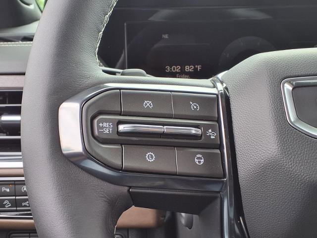 New 2026 GMC Yukon Denali Ultimate AWD/4WD image 12