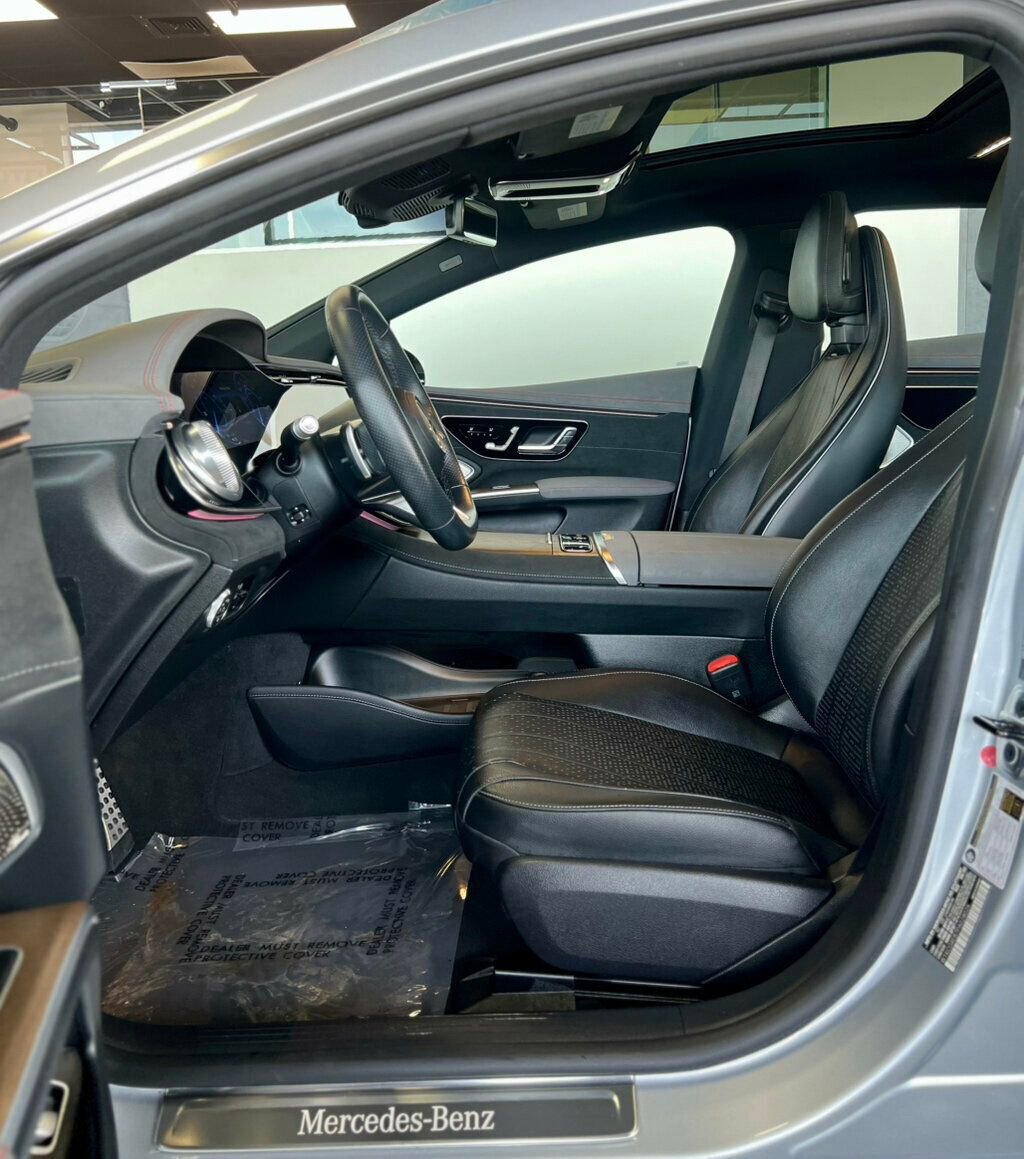 Used 2023 Mercedes-Benz EQS 580 4MATIC Sedan image 16