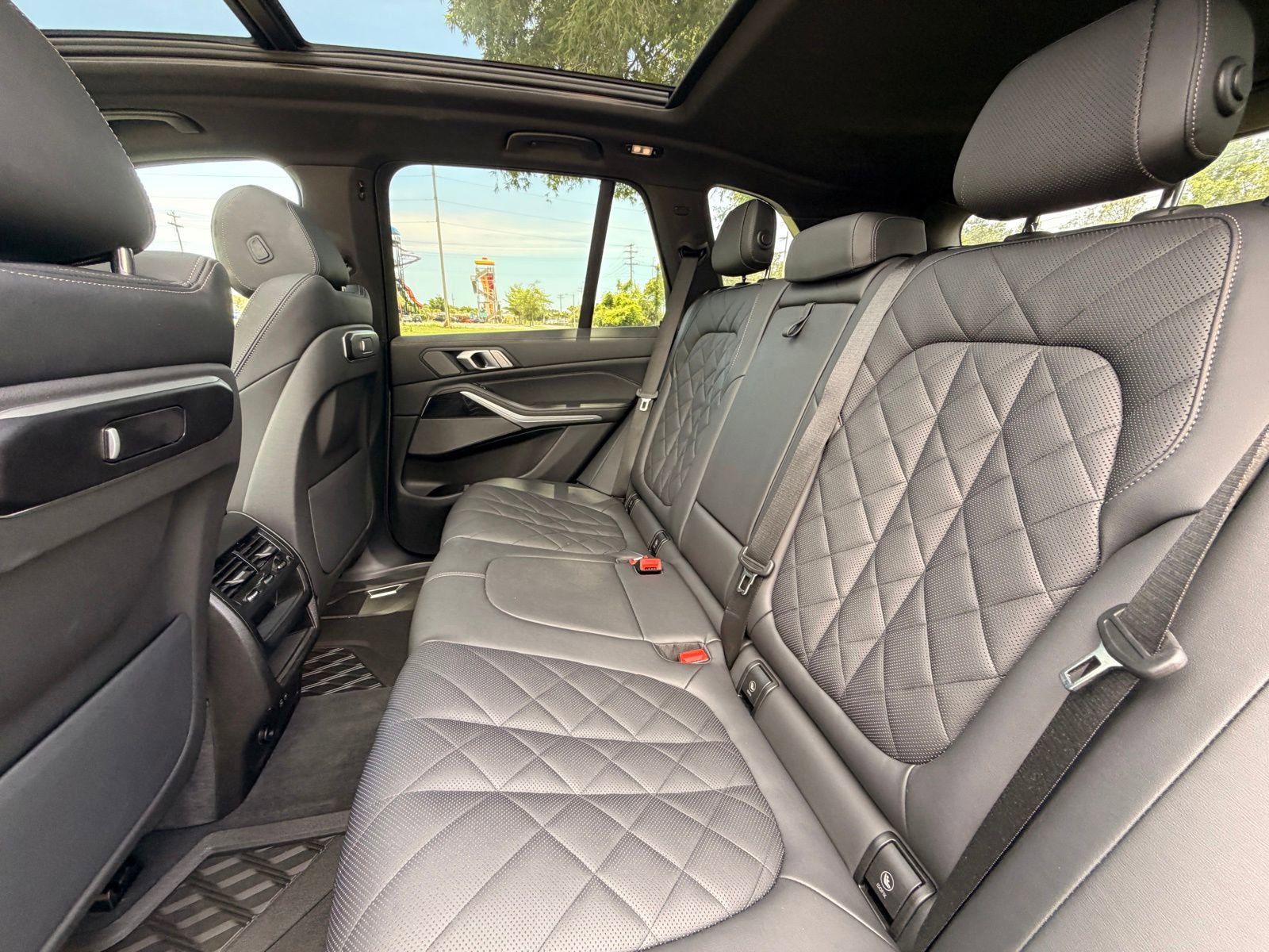 Certified 2025 BMW X5 sDrive40i w/ M Sport Package RWD image 14