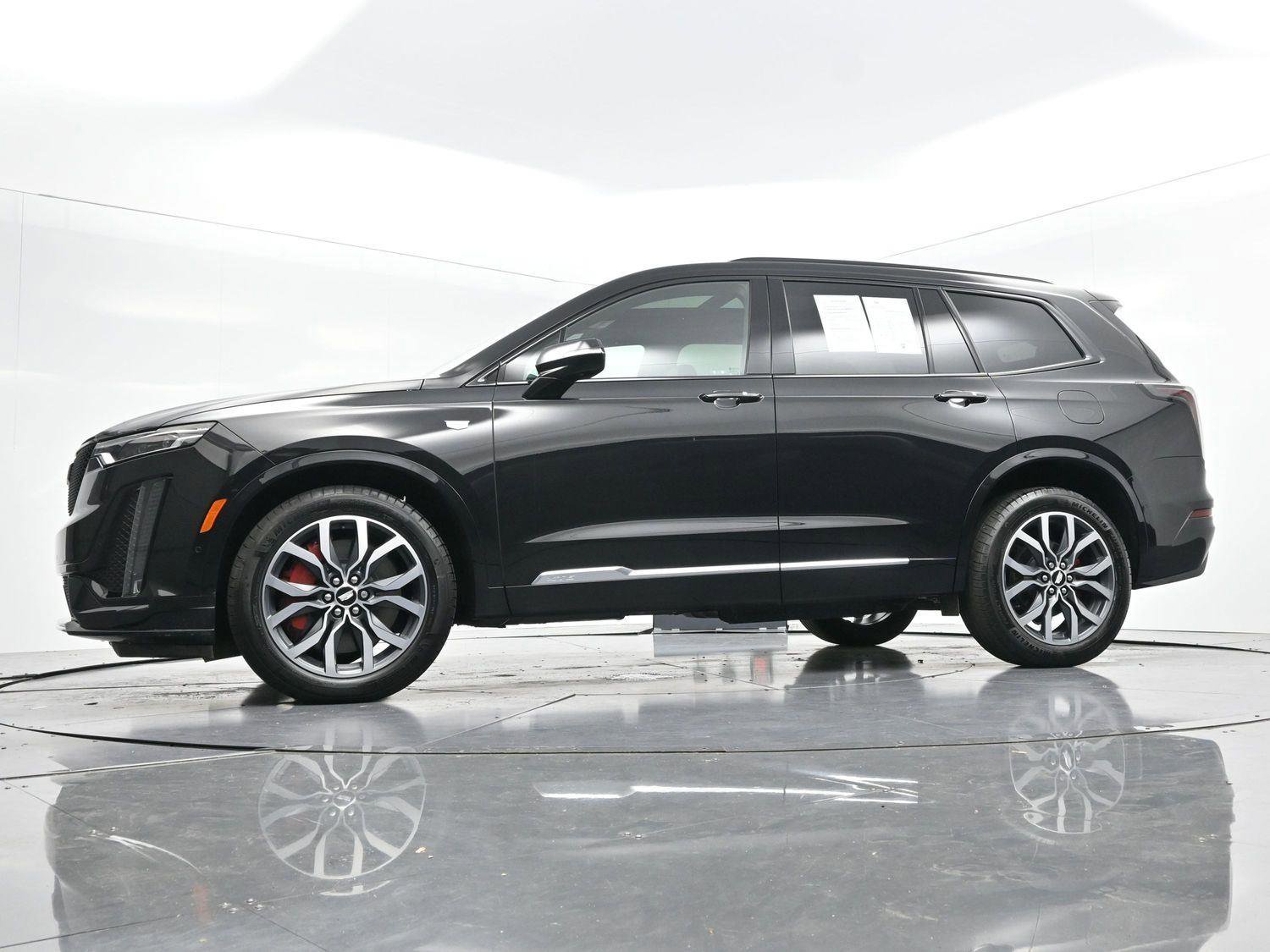 Certified 2024 Cadillac XT6 Sport w/ Platinum Package image 53