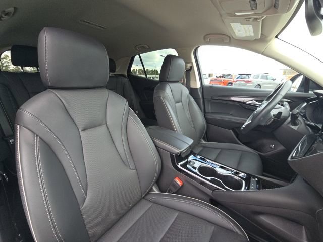 Used 2023 Buick Envision Essence image 19