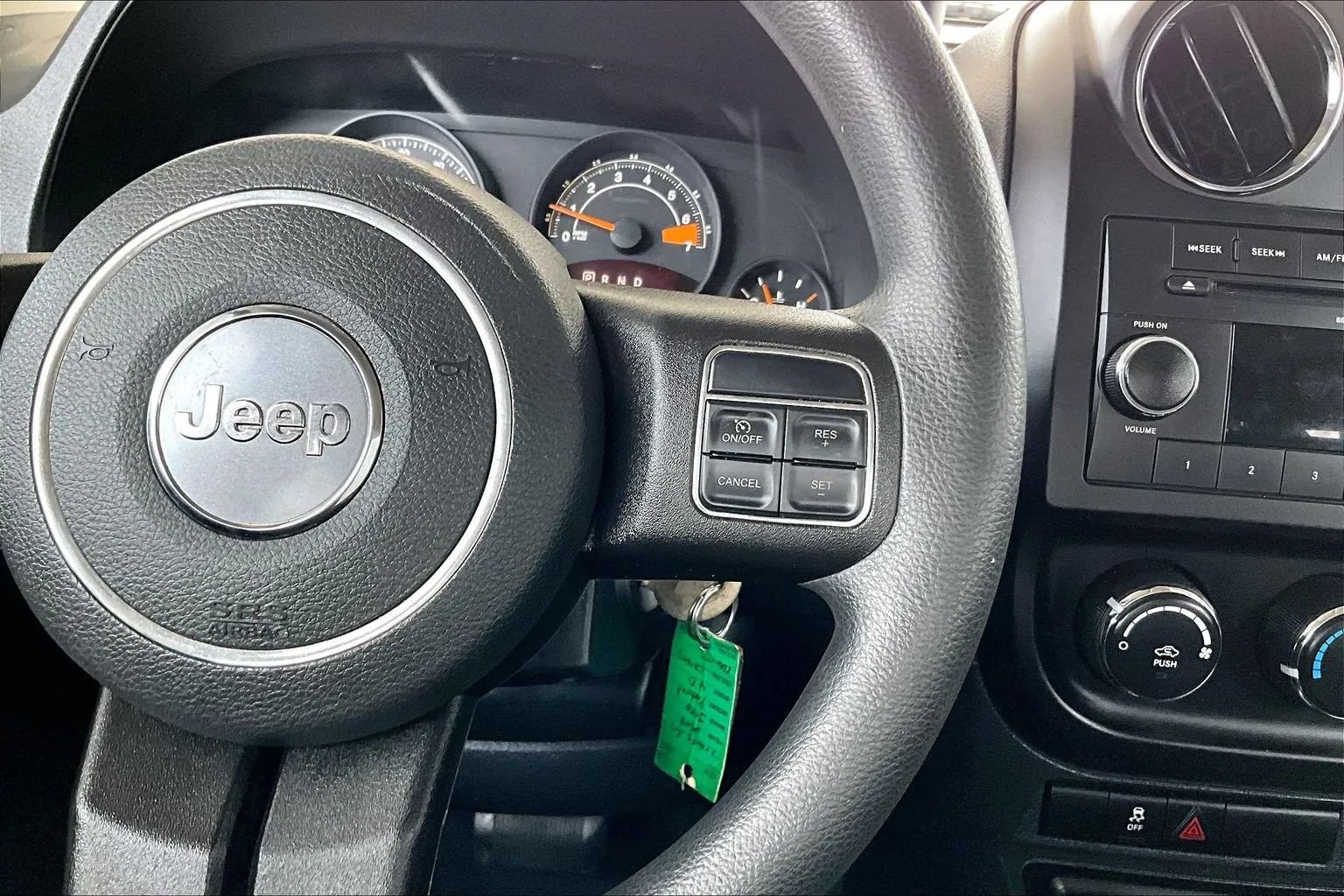 Used 2014 Jeep Patriot Sport w/ Southwest Package FWD image 11
