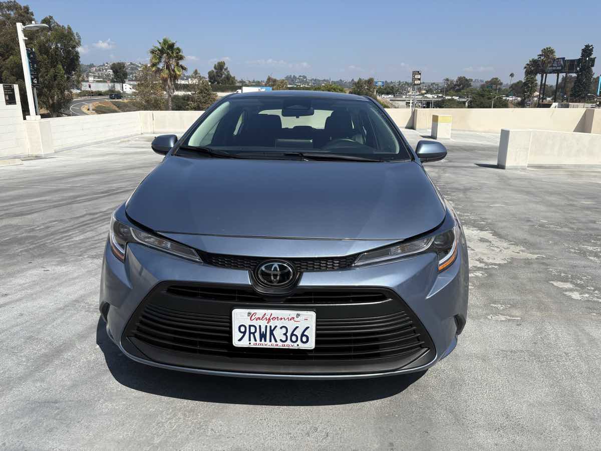 Used 2025 Toyota Corolla LE image 6