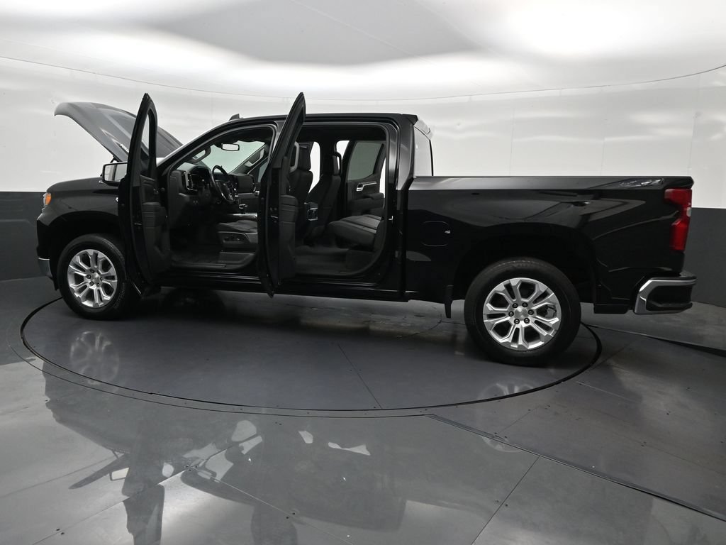 Used 2023 Chevrolet Silverado 1500 LTZ RWD image 36