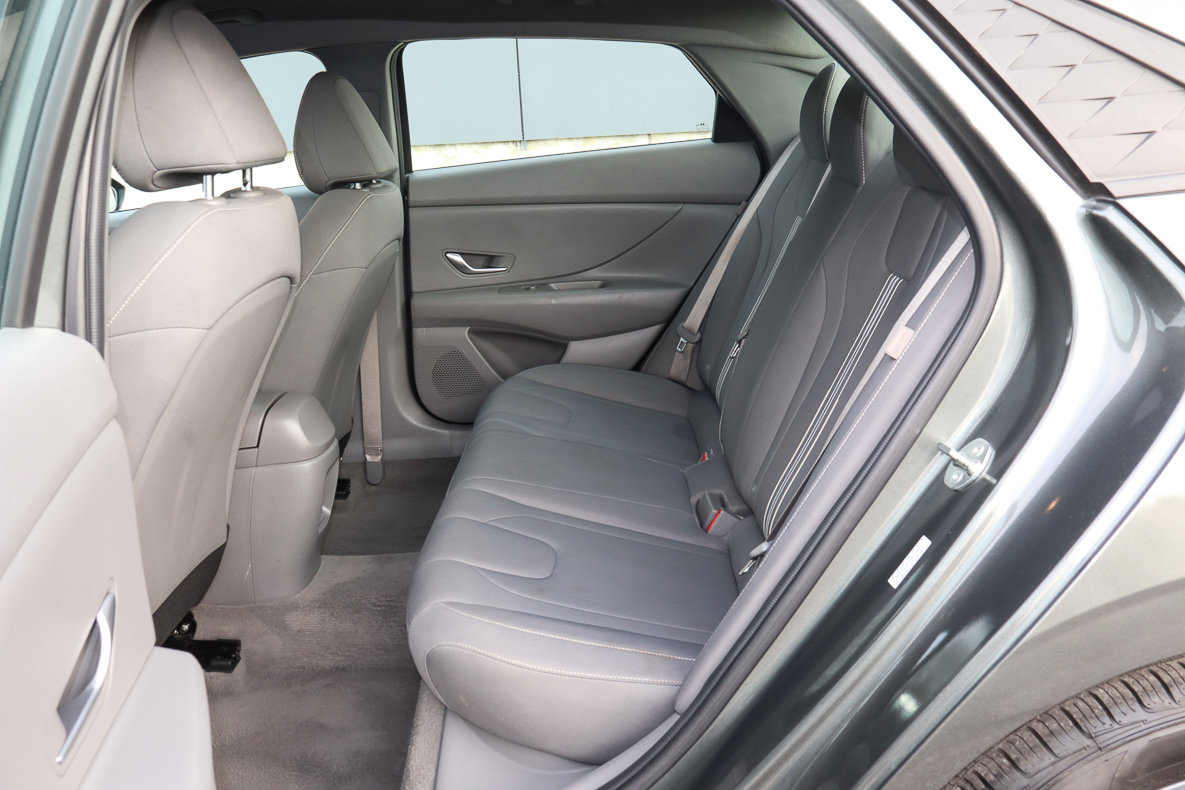 Used 2024 Hyundai Elantra SEL FWD image 8