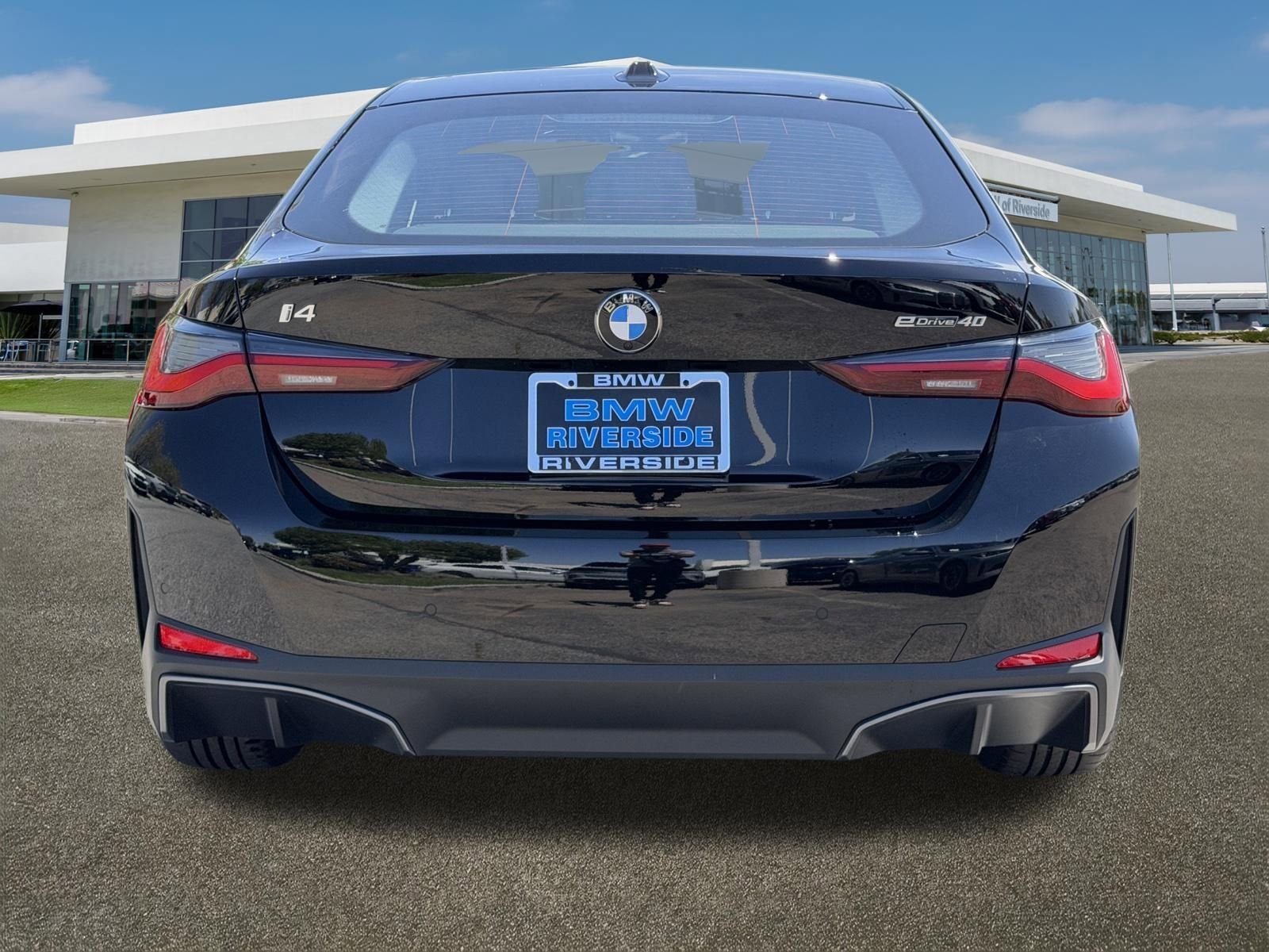 New 2026 BMW i4 eDrive40 RWD image 9