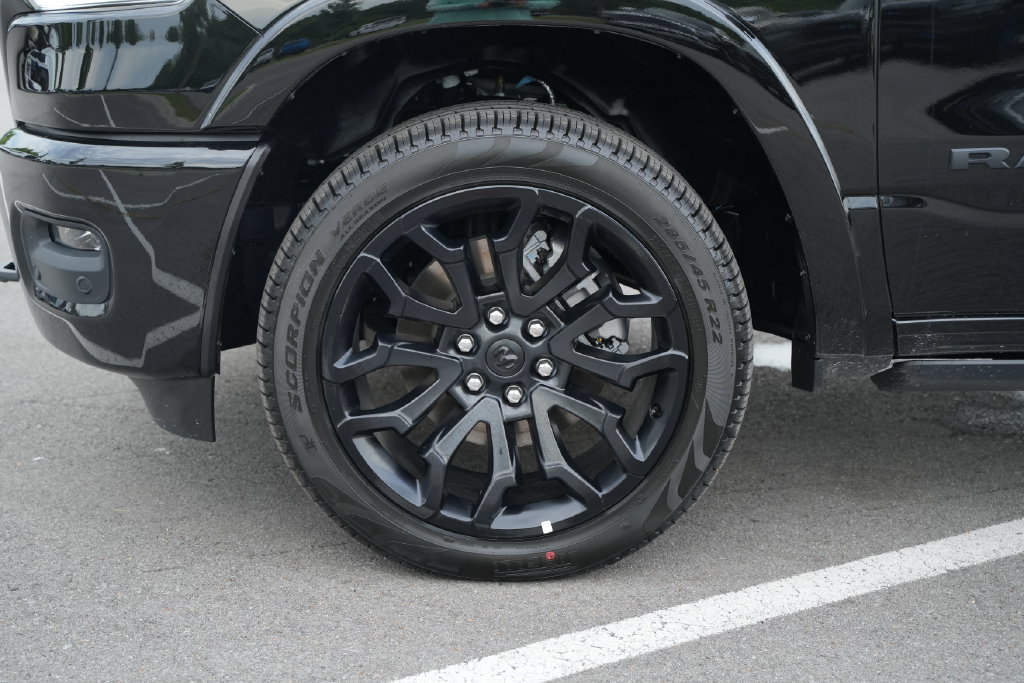 New 2026 RAM 1500 Limited AWD/4WD image 9