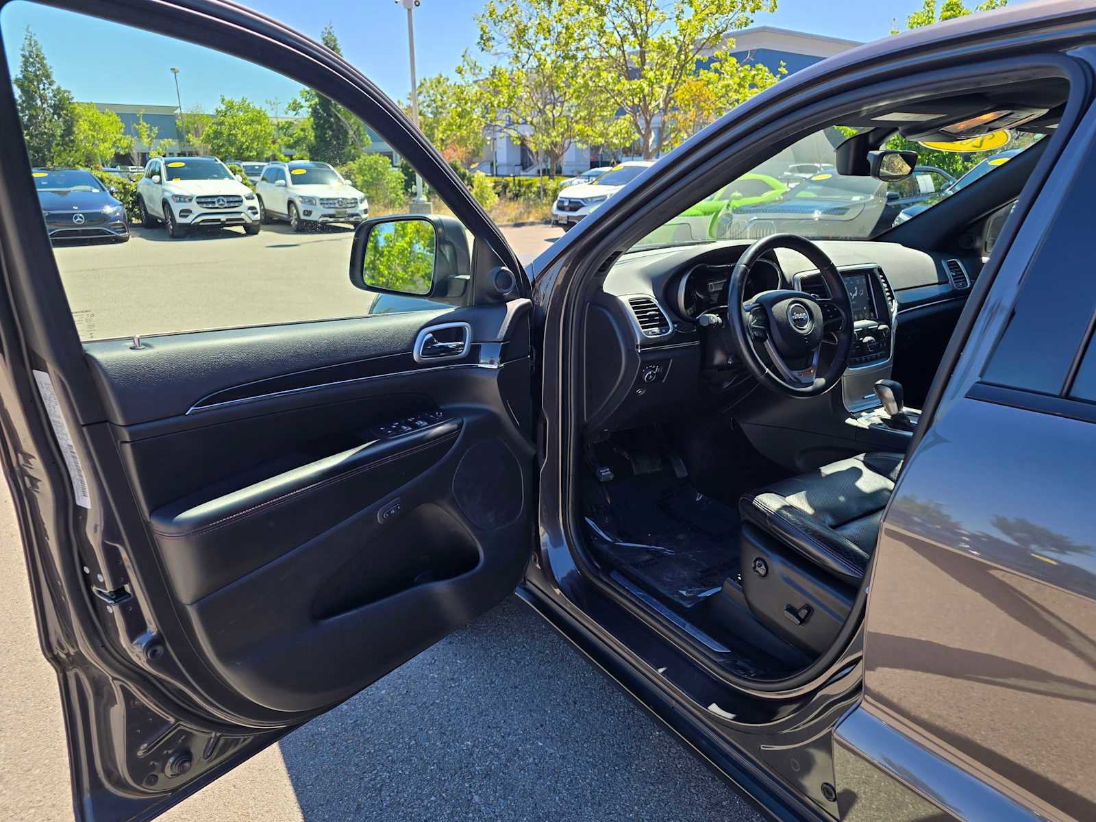 Used 2018 Jeep Grand Cherokee Trailhawk w/ Trailhawk Luxury Group image 21