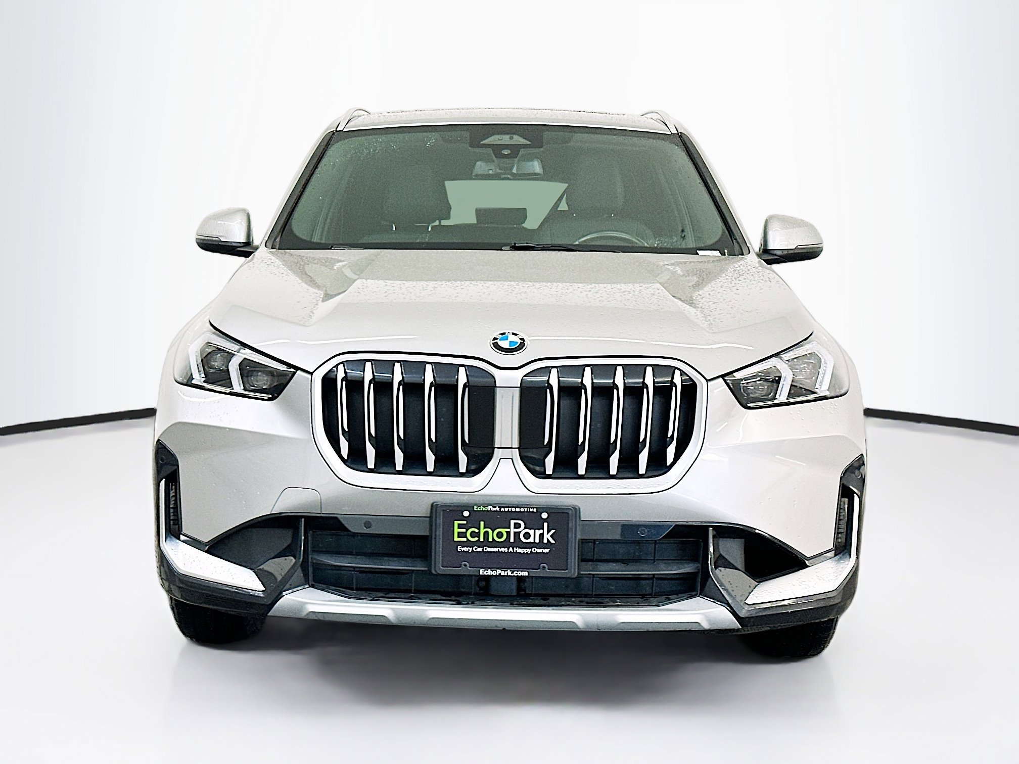 Used 2025 BMW X1 xDrive28i AWD/4WD image 2