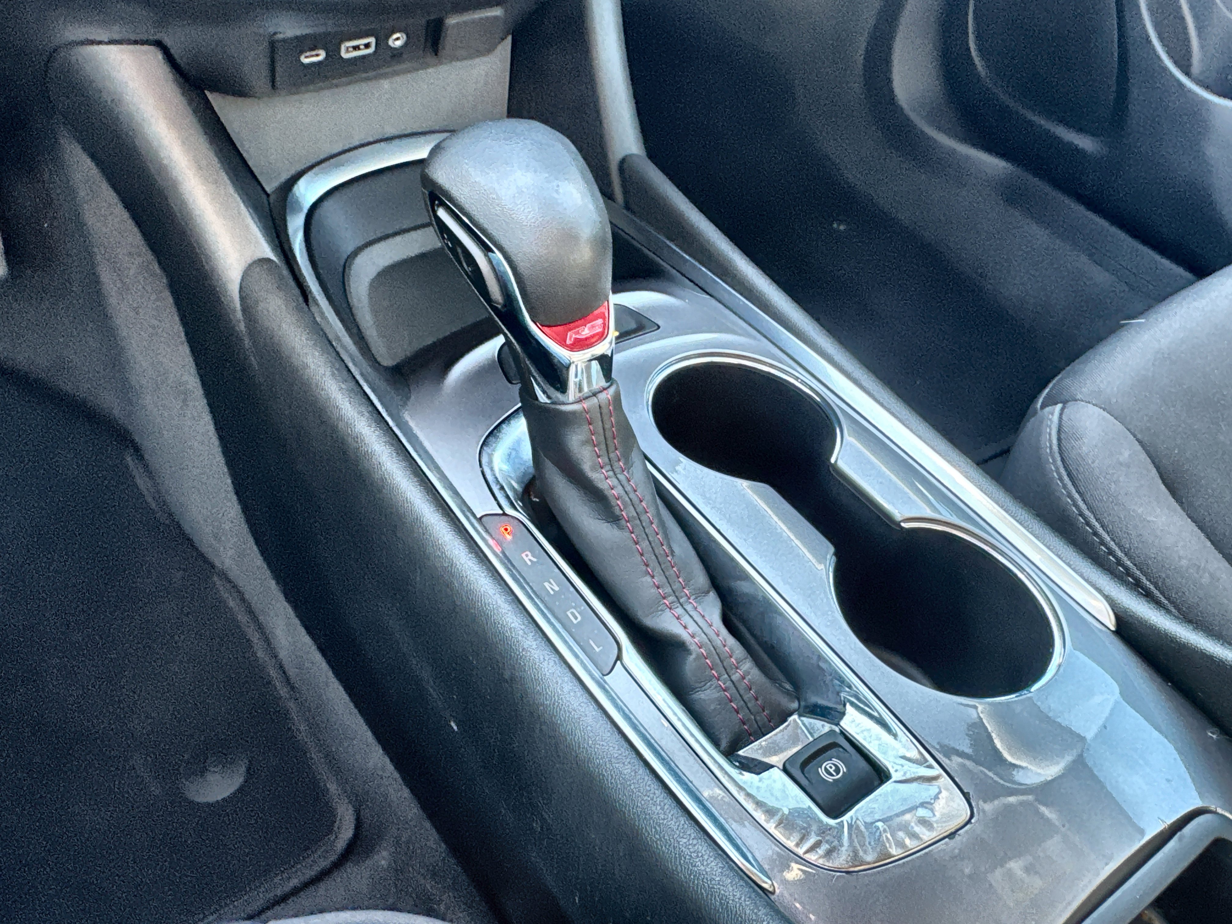 Used 2022 Chevrolet Malibu RS image 15