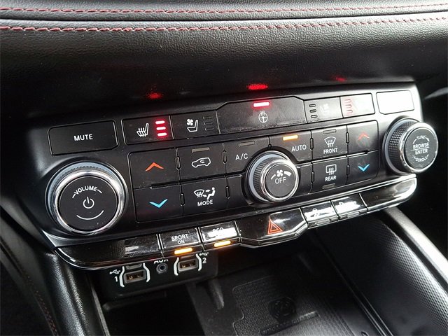 Used 2022 Dodge Durango R/T image 18