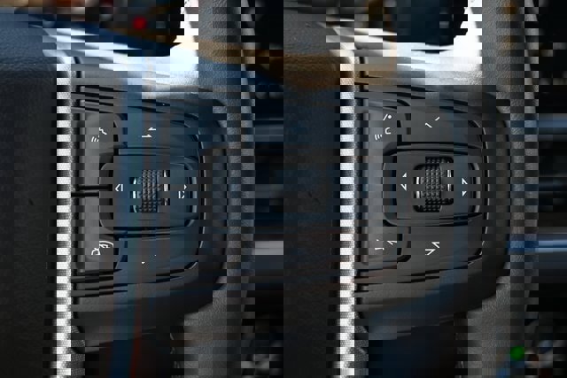 Used 2023 GMC Sierra 1500 Elevation image 35