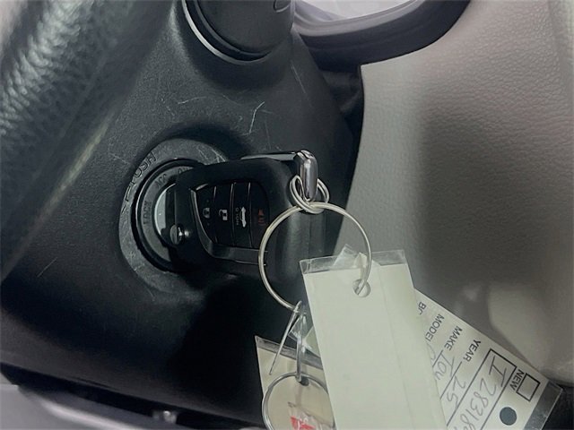 Used 2025 Toyota Corolla LE image 18