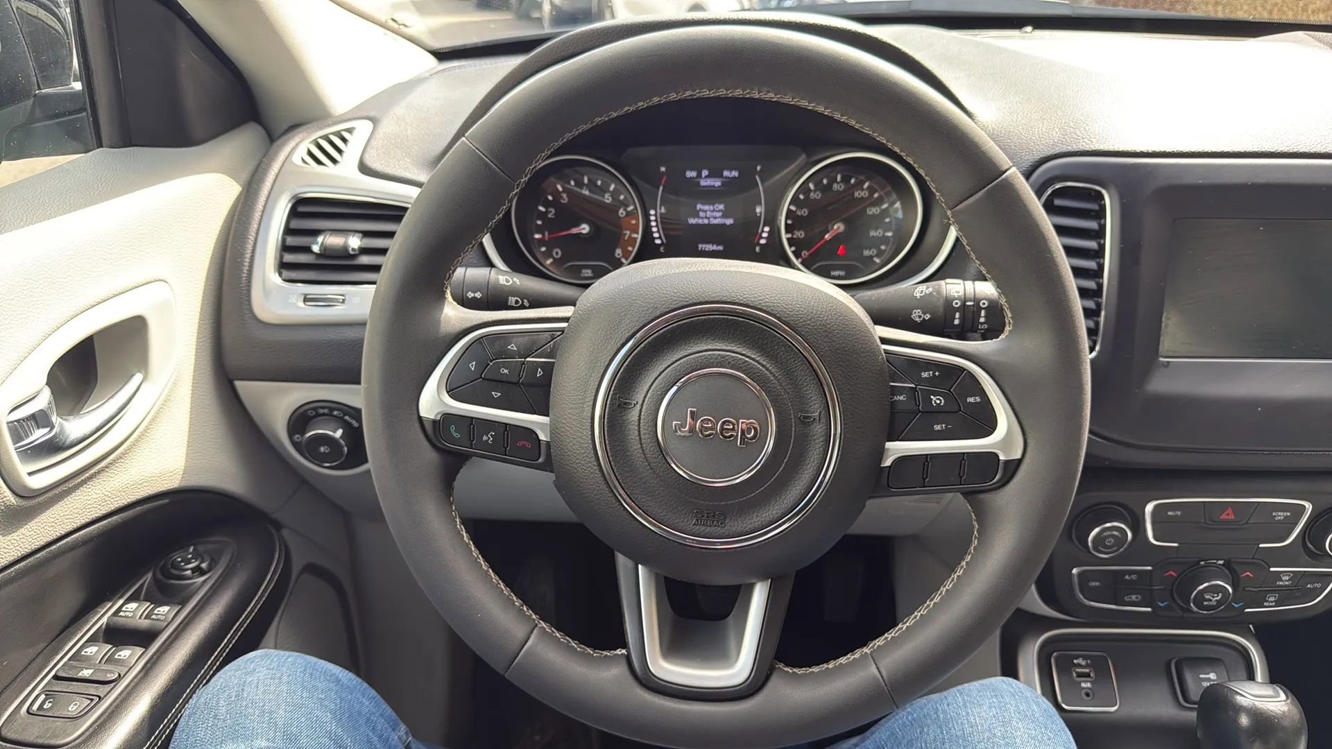 Used 2021 Jeep Compass Latitude image 10