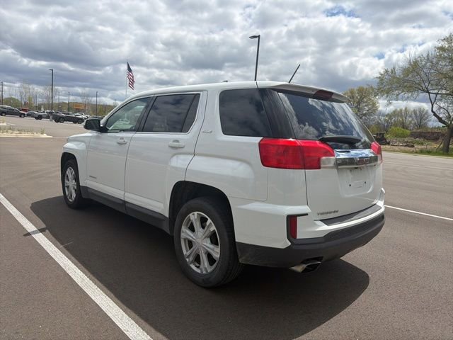 Used 2017 GMC Terrain SLE FWD image 4