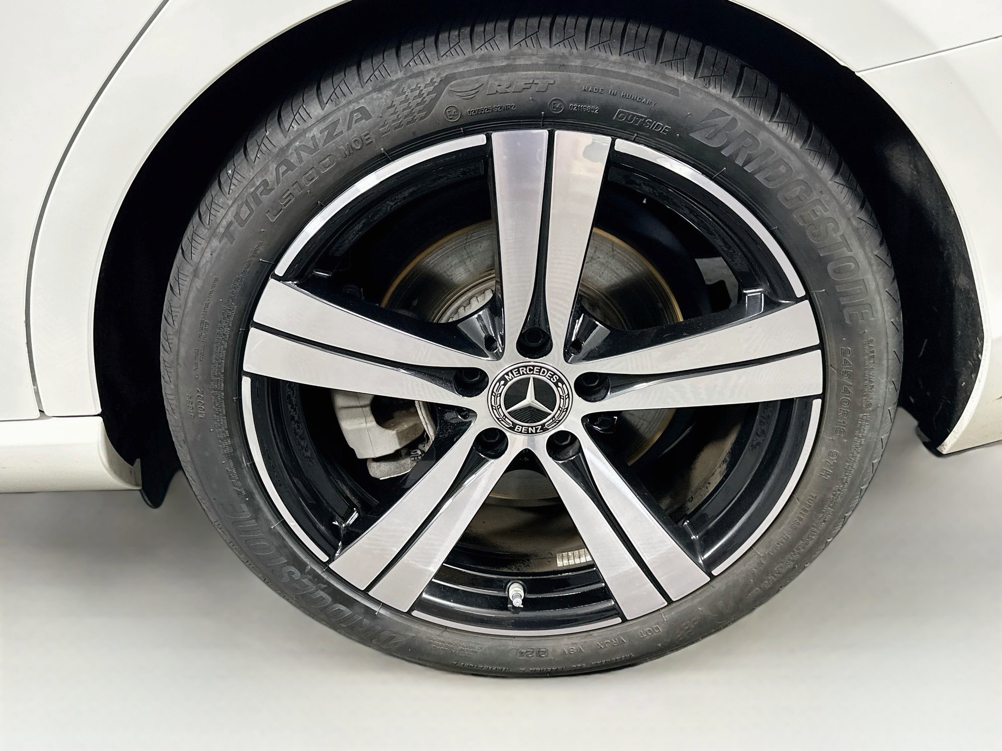 Used 2025 Mercedes-Benz C 300 4MATIC Sedan image 11