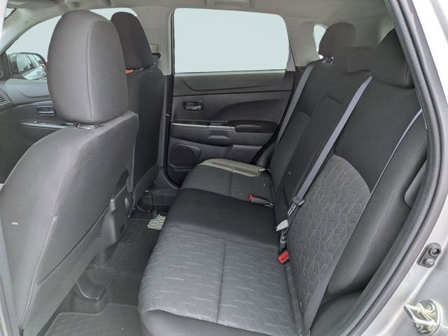 Used 2022 Mitsubishi Outlander Sport ES FWD image 13