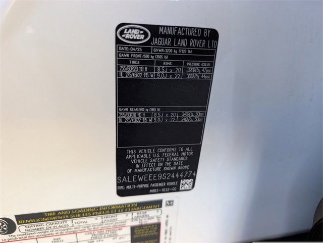 New 2025 Land Rover Defender 110 V8 image 13