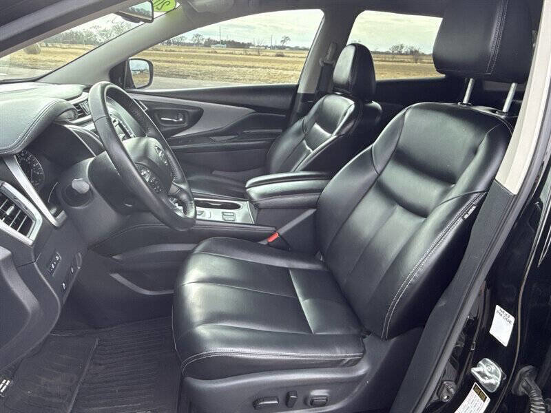 Used 2022 Nissan Murano SV w/ SV Midnight Edition Package image 18