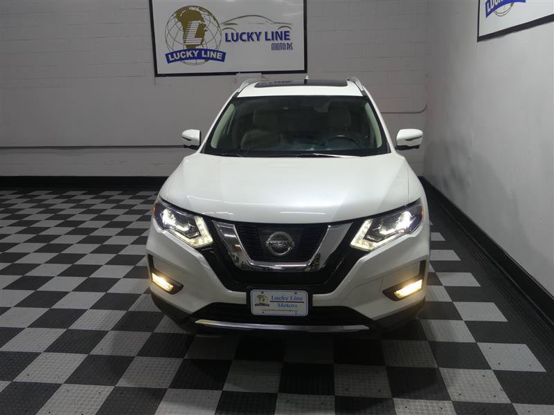 Used 2017 Nissan Rogue SL w/ SL Premium Package AWD/4WD image 3