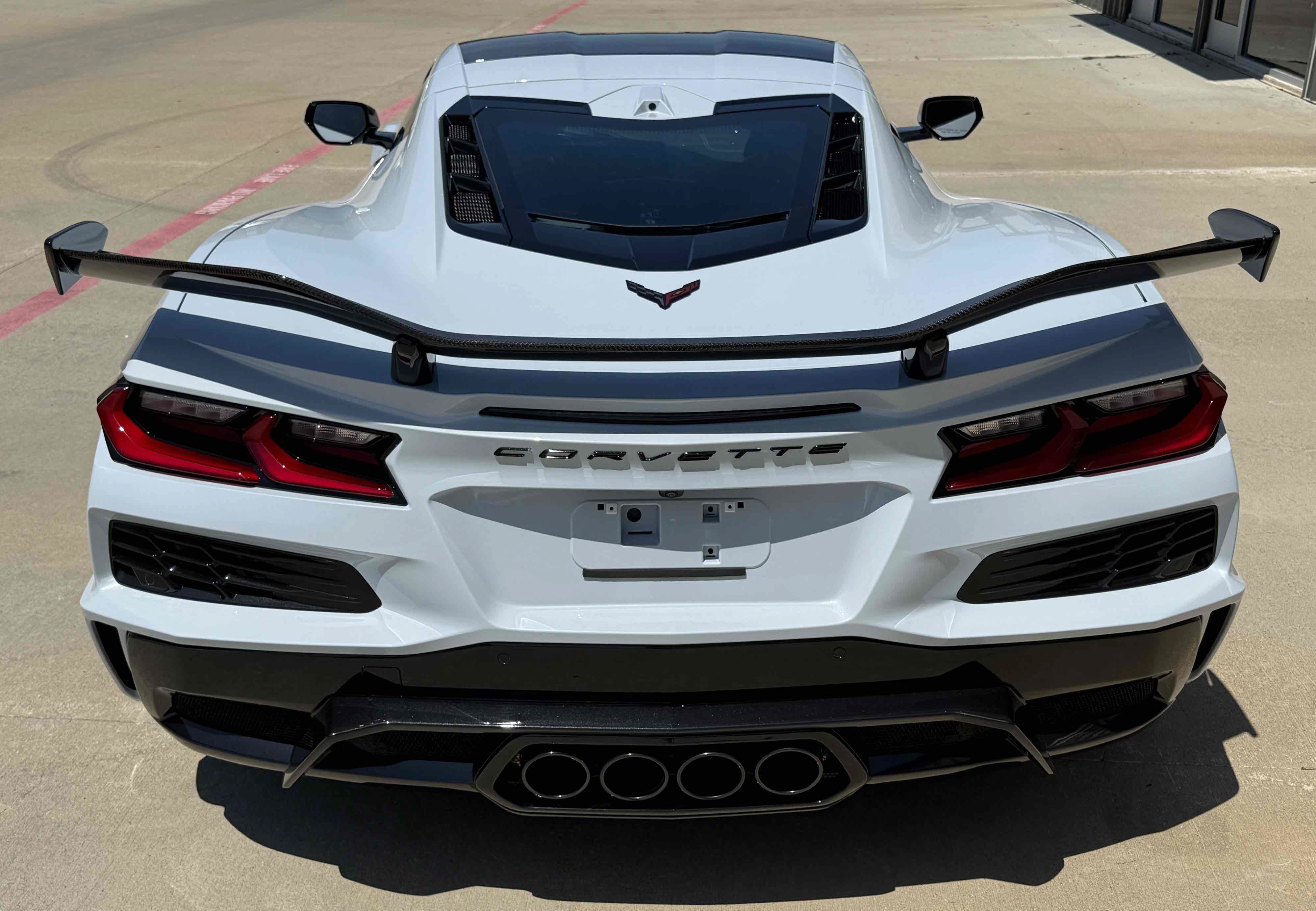 Used 2023 Chevrolet Corvette Z06 Coupe w/ 3LZ w/ Engine Appearance Package RWD image 3