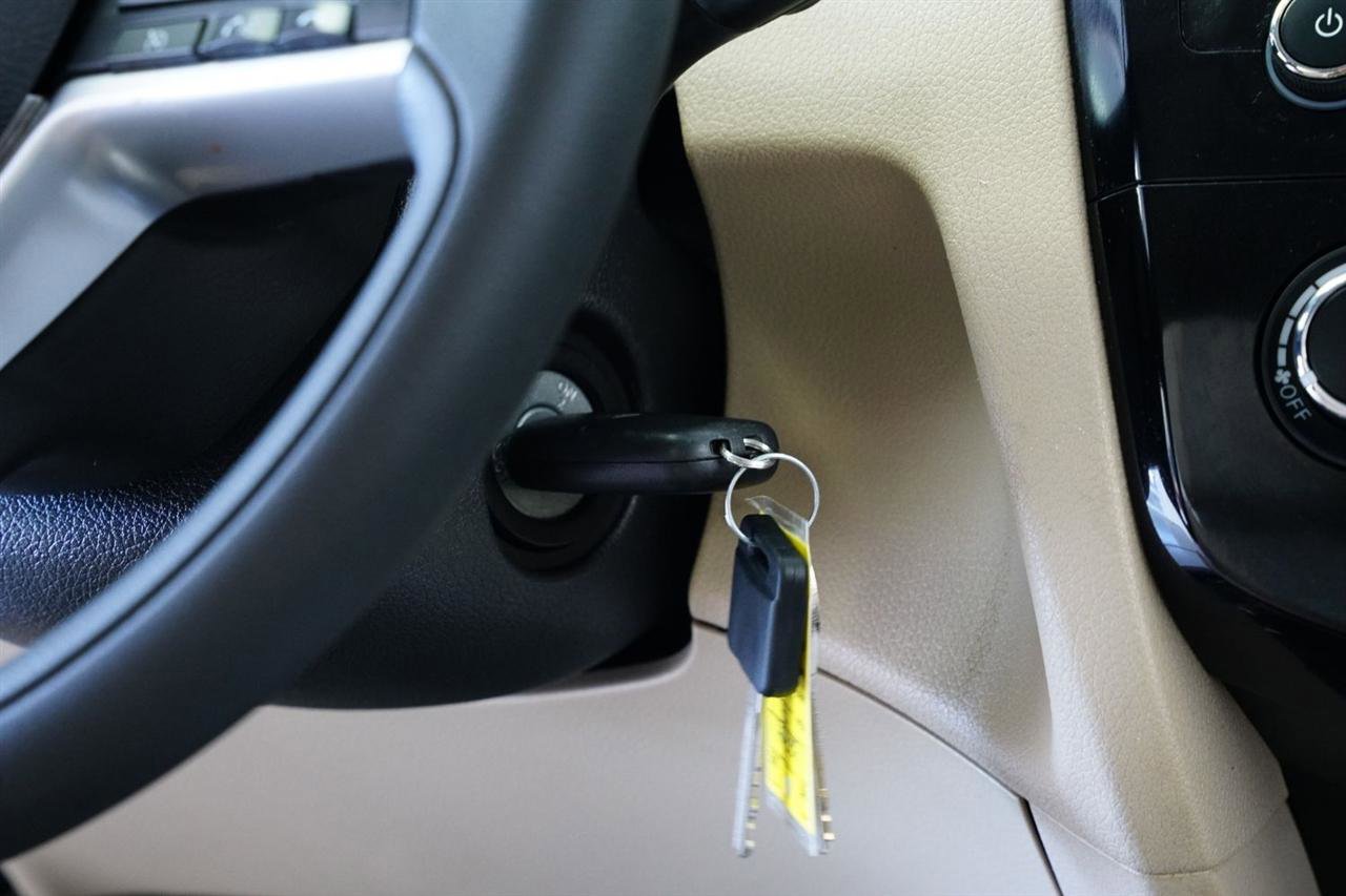 Used 2017 Nissan Rogue S w/ Appearance Package image 19