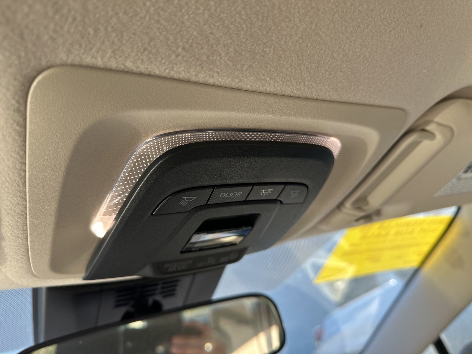 Used 2024 Toyota Corolla LE image 12