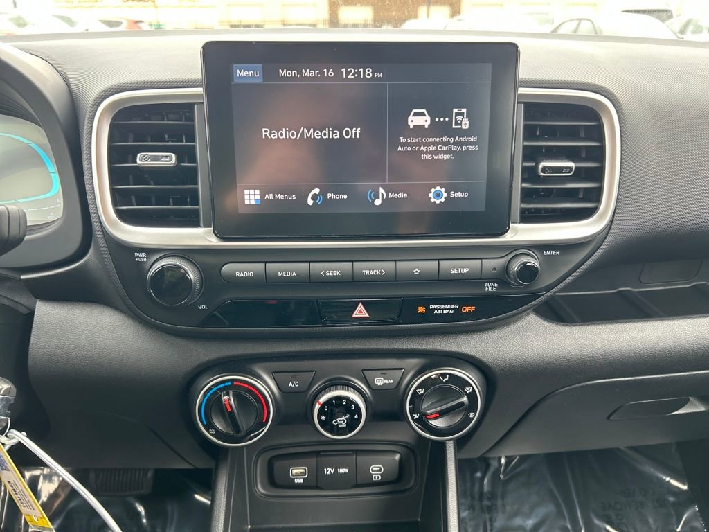Used 2026 Hyundai Venue SE image 19