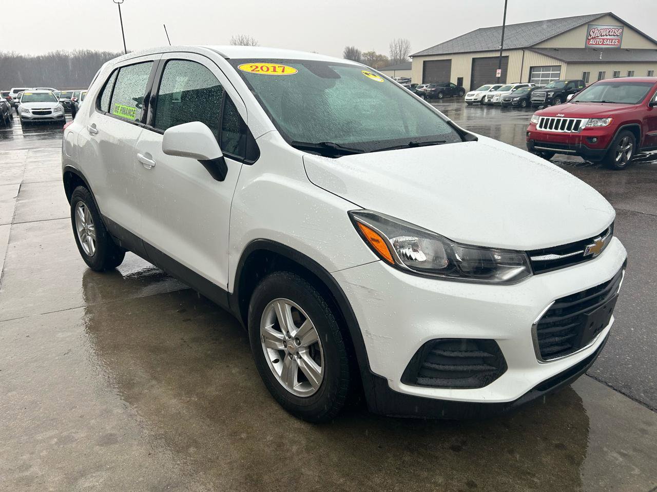 Used 2017 Chevrolet Trax LS AWD/4WD image 2