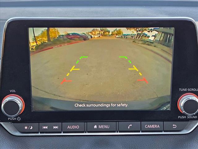 Used 2021 Nissan Sentra SV image 14