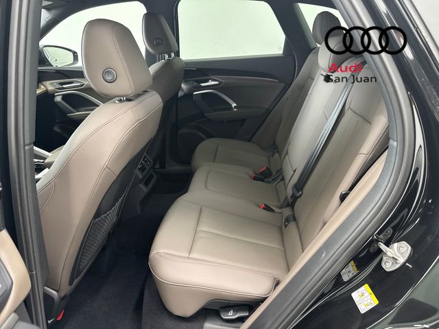Used 2025 Audi Q5 Premium image 34