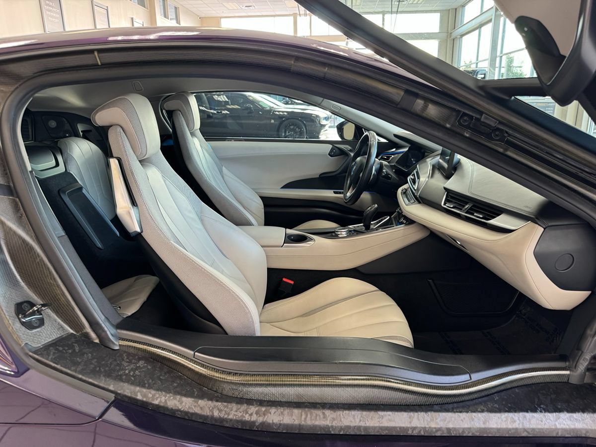 Used 2016 BMW i8 AWD/4WD image 18