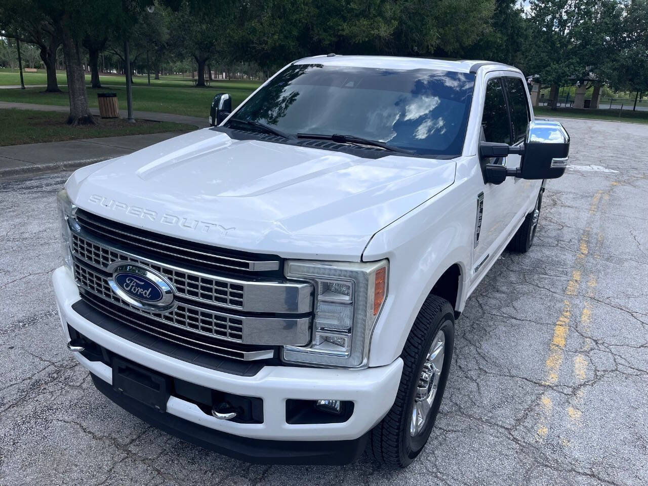 Used 2017 Ford F250 Platinum w/ Platinum Ultimate Package AWD/4WD image 1