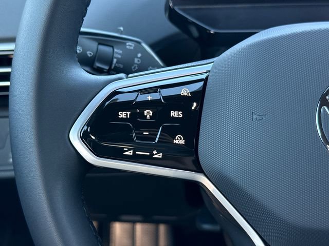 New 2026 Volkswagen ID.4 Pro image 32