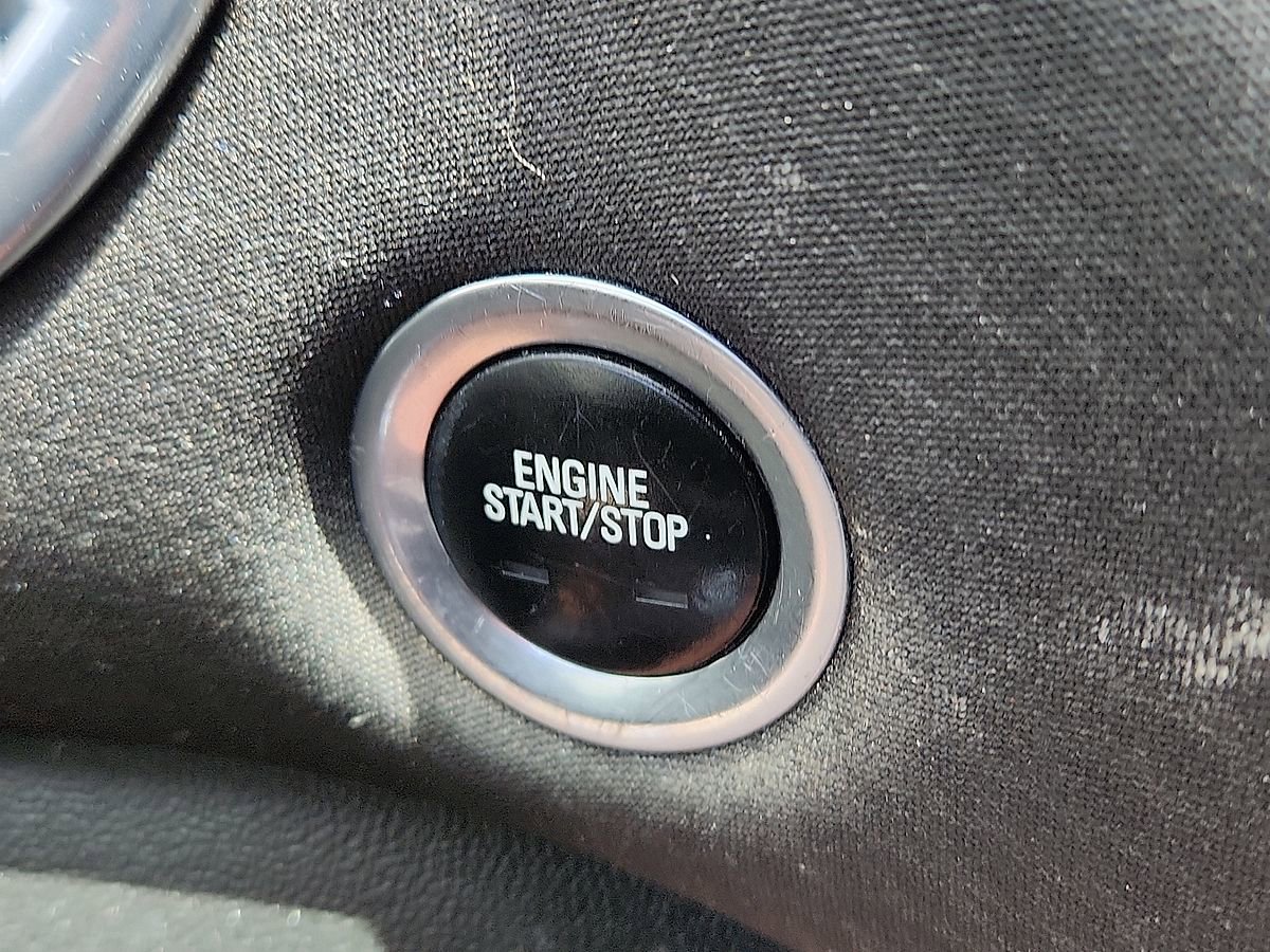 Used 2021 Chevrolet Malibu LT FWD image 10