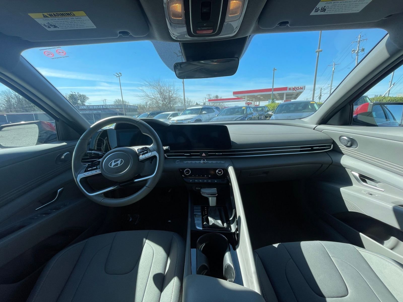 Used 2025 Hyundai Elantra SEL image 34