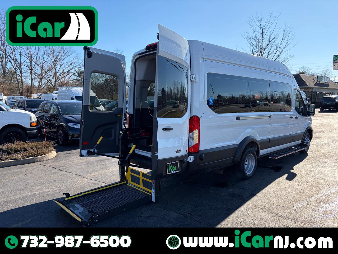 Used 2020 Ford Transit 350 XL image 1