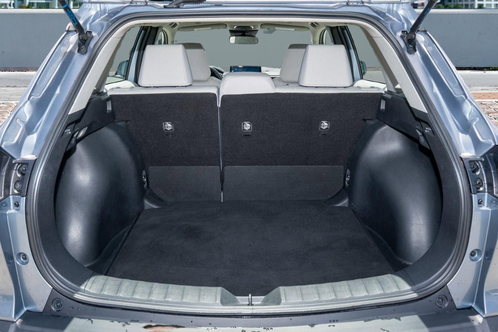 Used 2023 Toyota Corolla Cross L FWD image 9