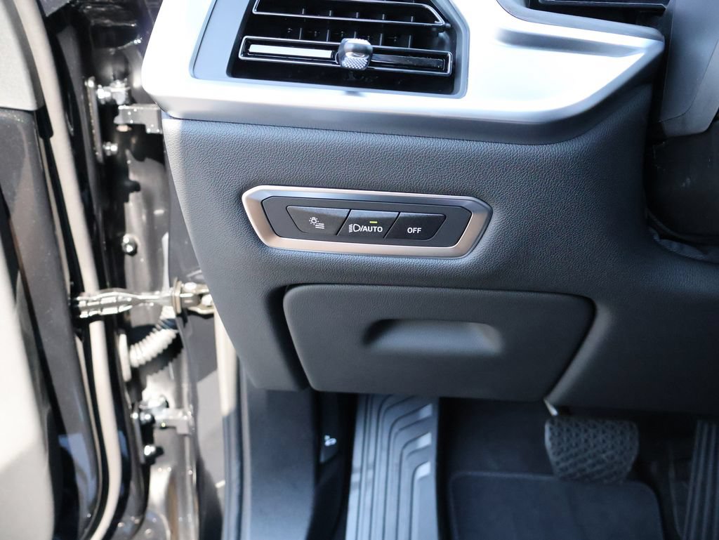 New 2027 BMW X7 xDrive40i AWD/4WD image 28