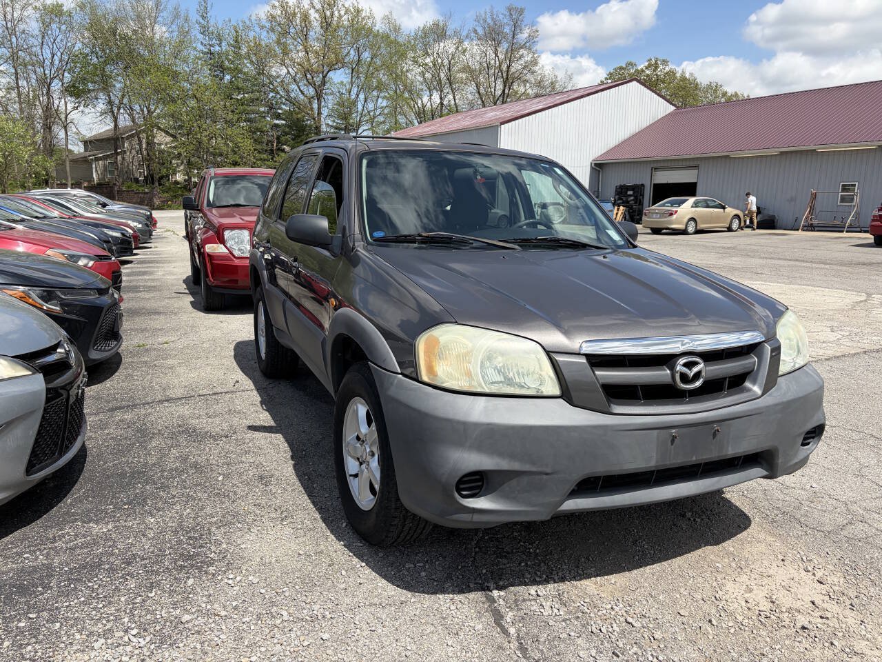 Used 2005 MAZDA Tribute I FWD image 7